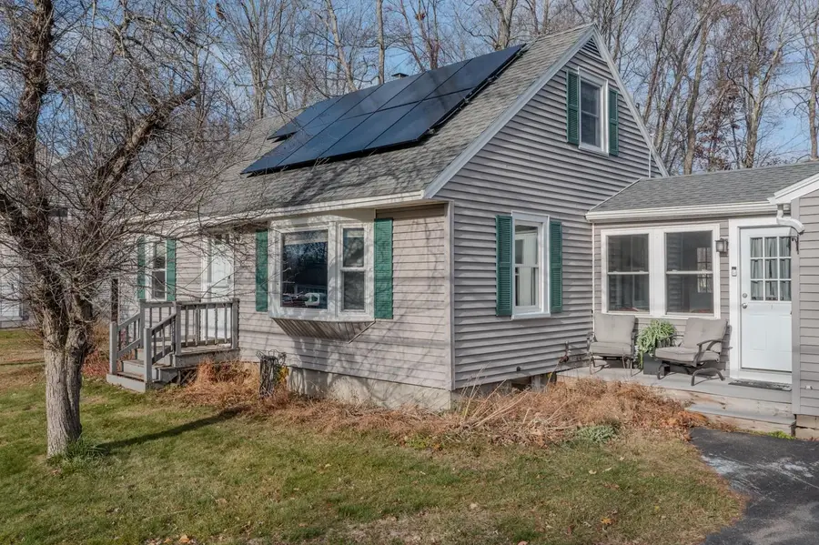 56 Chamberlain Street, Rochester, NH 03867 - Image #2