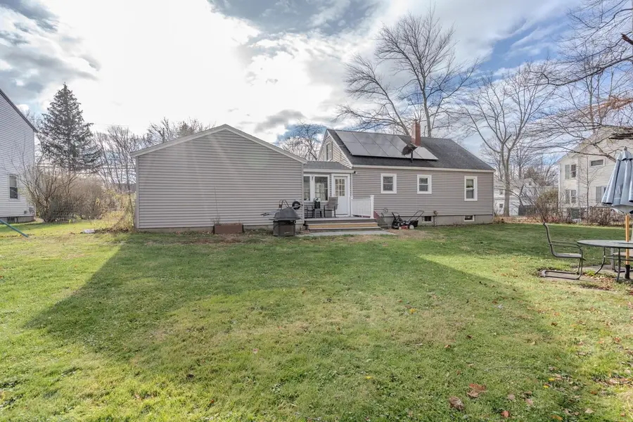 56 Chamberlain Street, Rochester, NH 03867 - Image #3