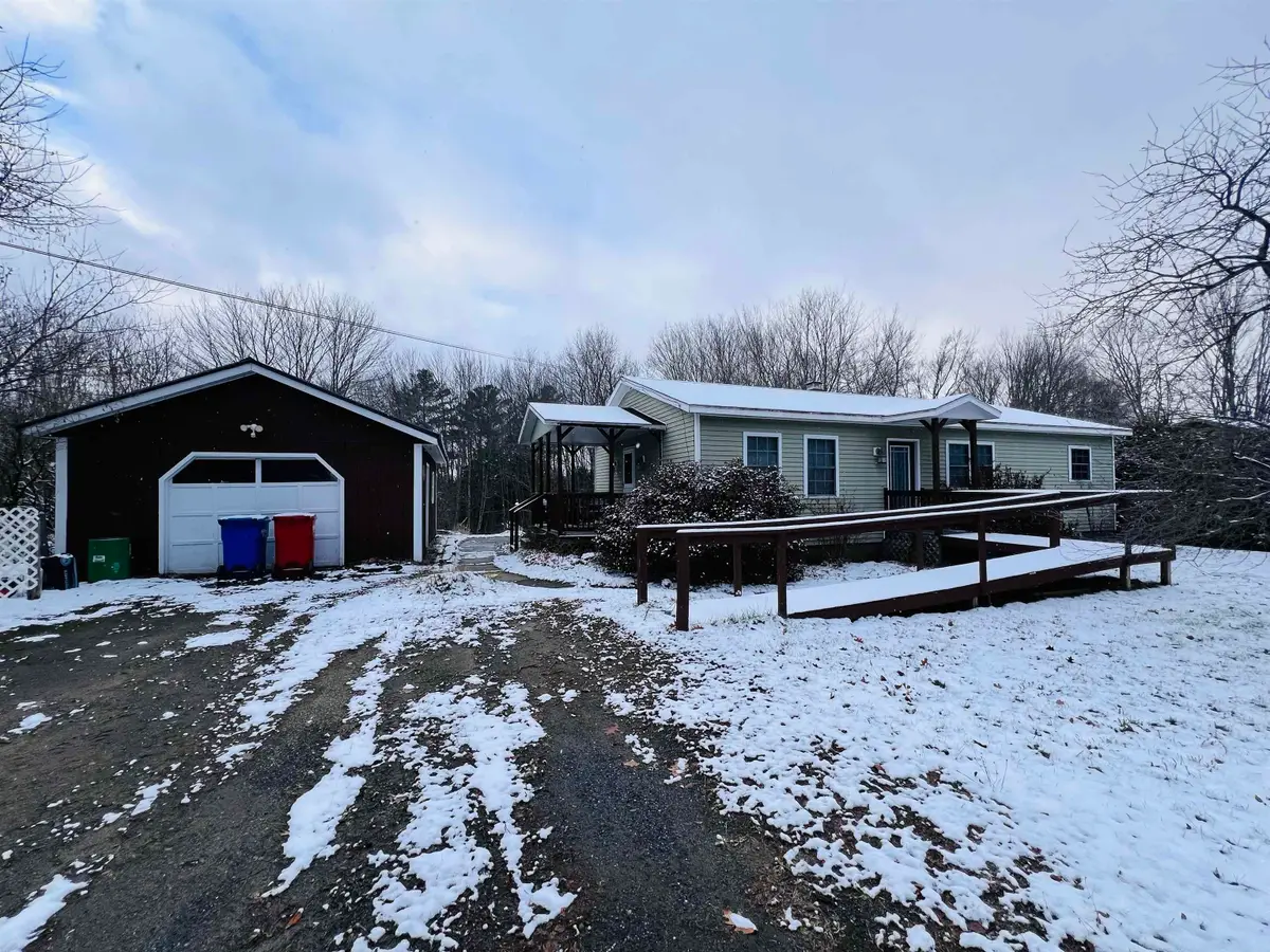 583 Pinehurst Street, Lyndon Town, VT 05851 - Image #1