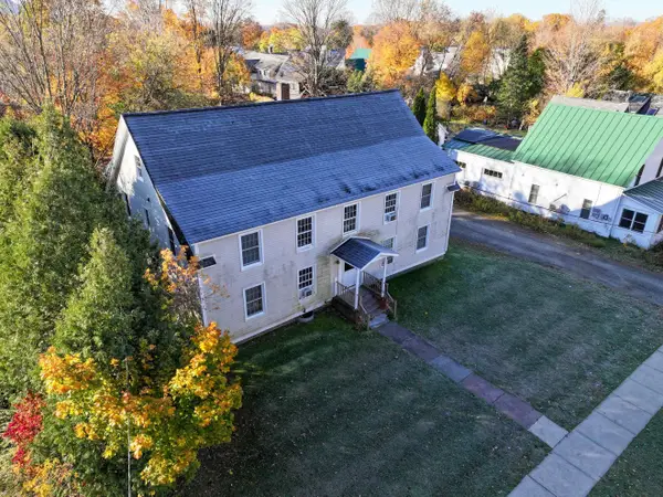 5 Pleasant Street, Bristol, VT 05443