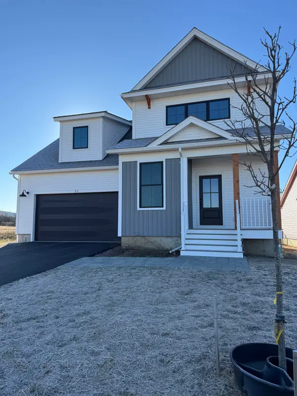 11 Liberty Lane, South Burlington, VT 05403