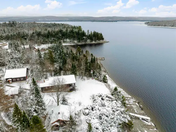 103 Timberland Road, Pittsburg, NH 03592