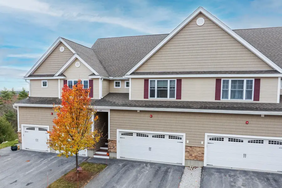 12 Manor Drive #B, Hooksett, NH 03106 - Image #2