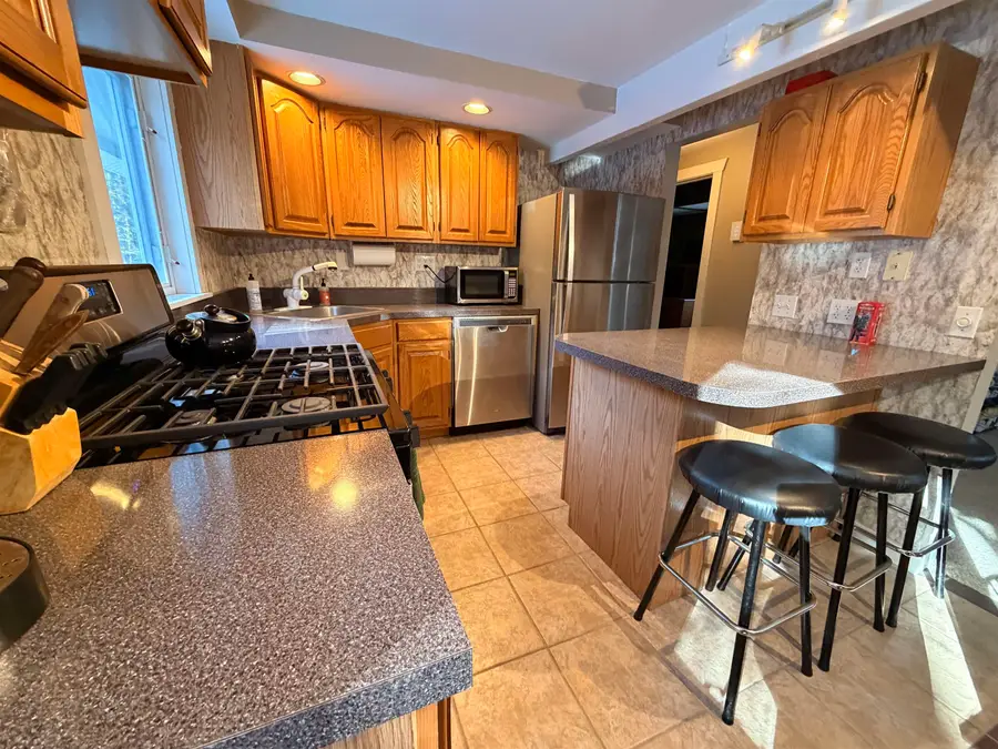 52 Edwards Village Loop, Dover, VT 05356 - Image #2