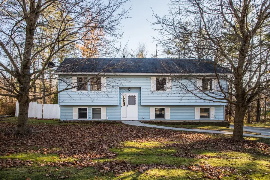 14 Haywood Avenue, Rutland, VT 05701-4831 - Image #2