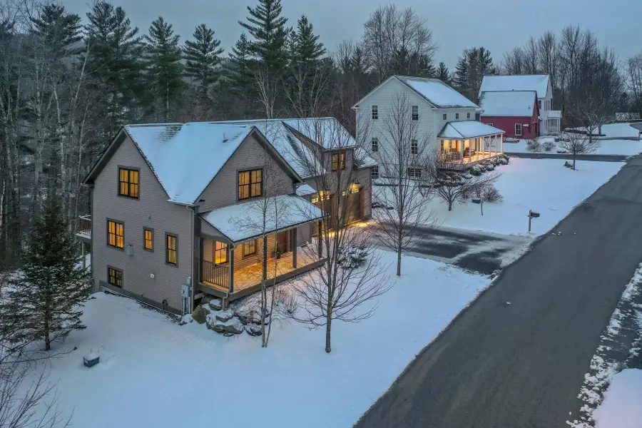 456 Thomas Lane, Stowe, VT 05672 - Image #2
