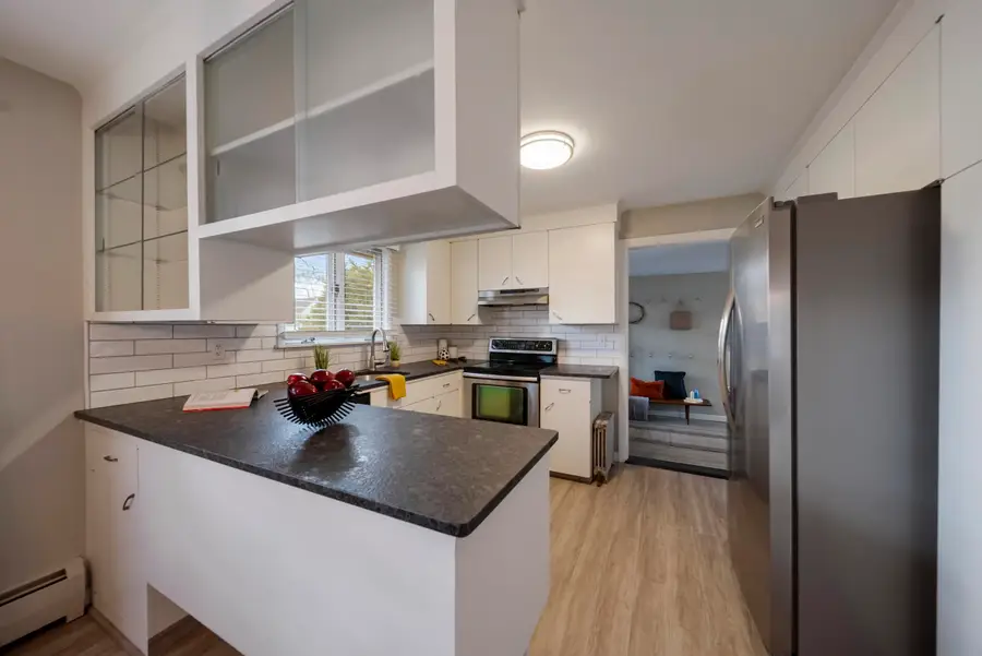 90 Glenwood Avenue, Manchester, NH 03102 - Image #2