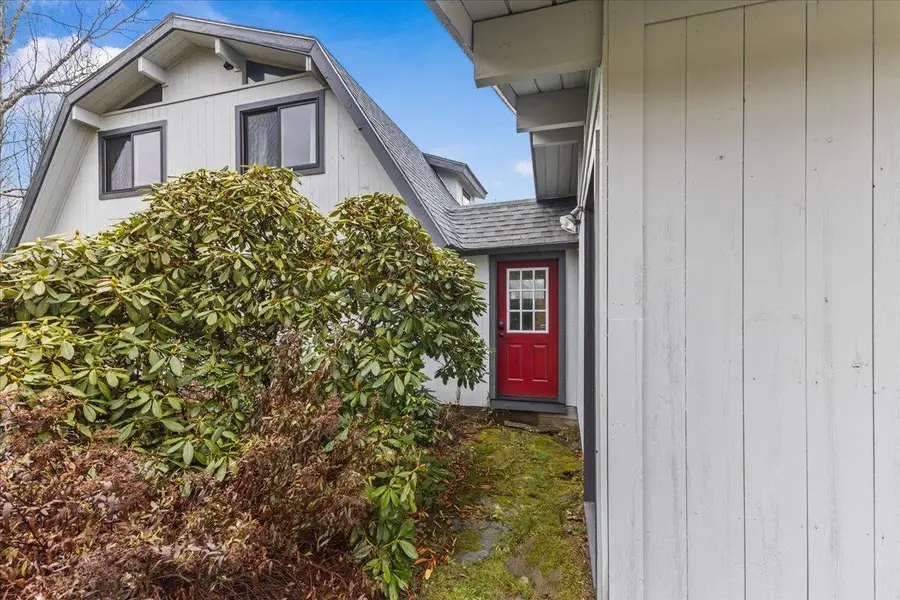 953 Lincoln Gap Road, Warren, VT 05674 - Image #3