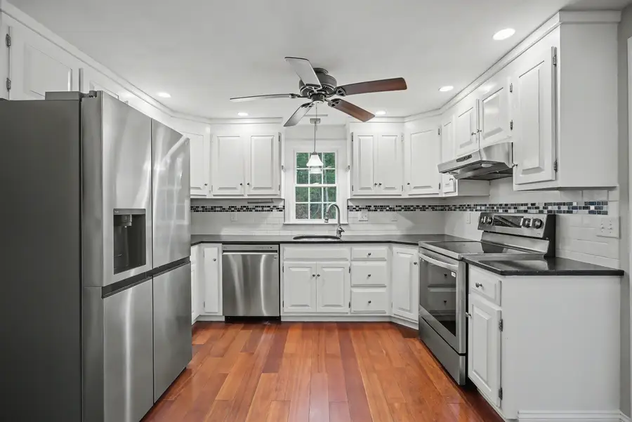 42 Country Road, East Hampstead, NH 03826 - Image #3