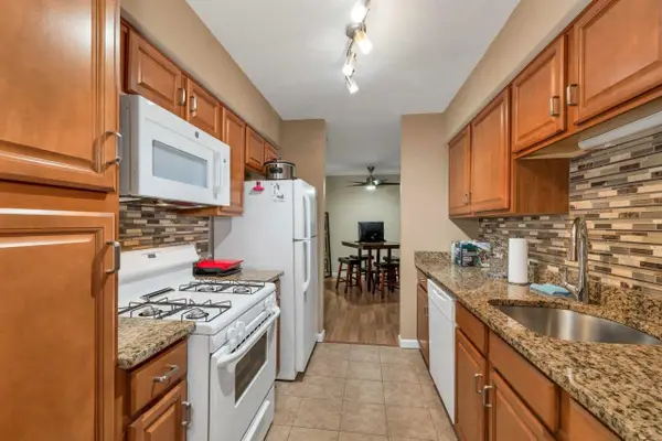 210 Brook Village Road #43, Nashua, NH 03062