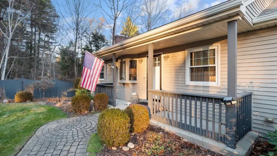 10 Judy Drive, Londonderry, NH 03053 - Image #3