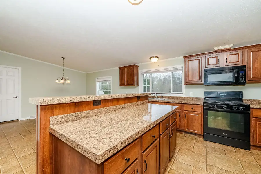 16 Edmund Meadow Lane, Hampstead, NH 03841 - Image #3