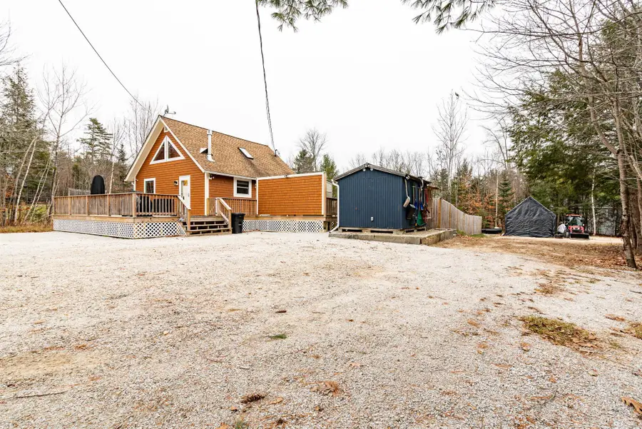 19 Nutter Circle, Center Barnstead, NH 03225 - Image #3