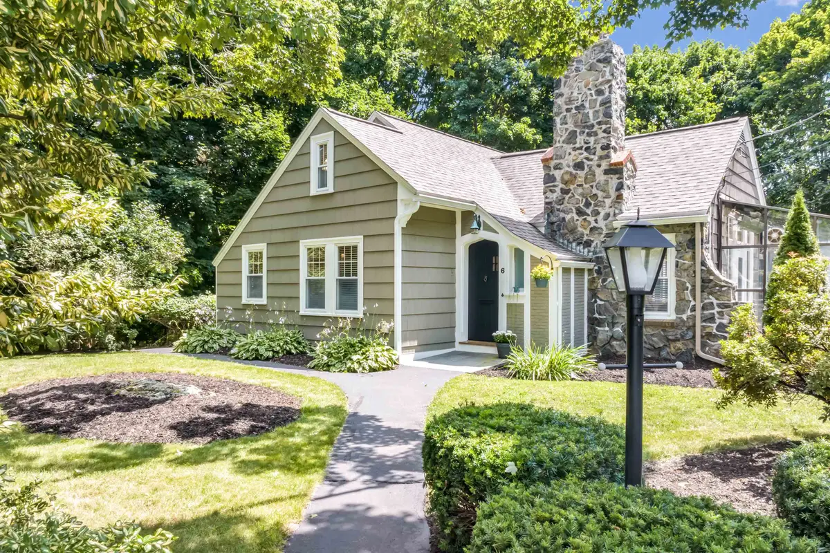 6 Rockaway Street, Portsmouth, NH 03801 - Image #1