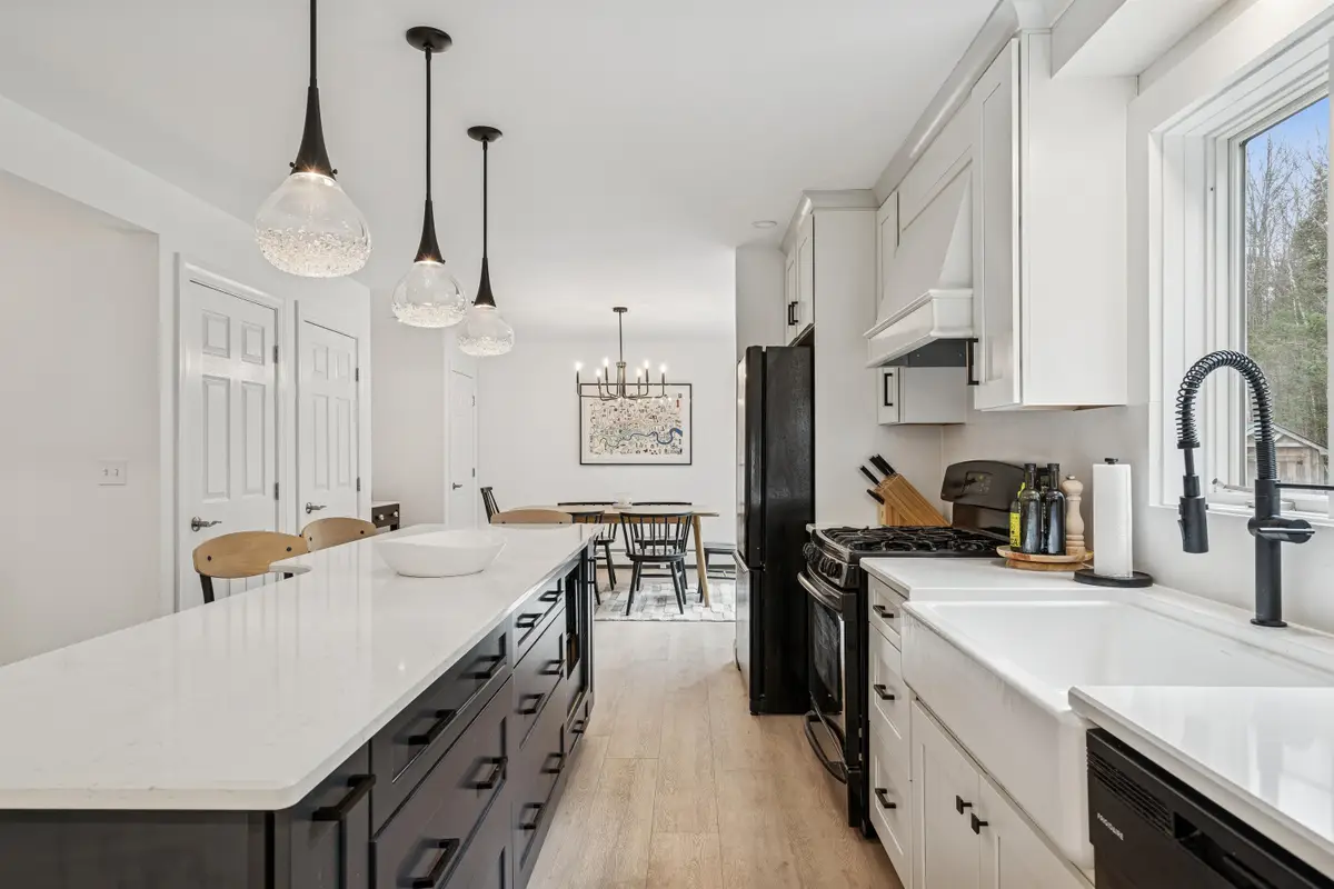 358 Cowdrey Path, South Woodstock, VT 05071 - Image #1