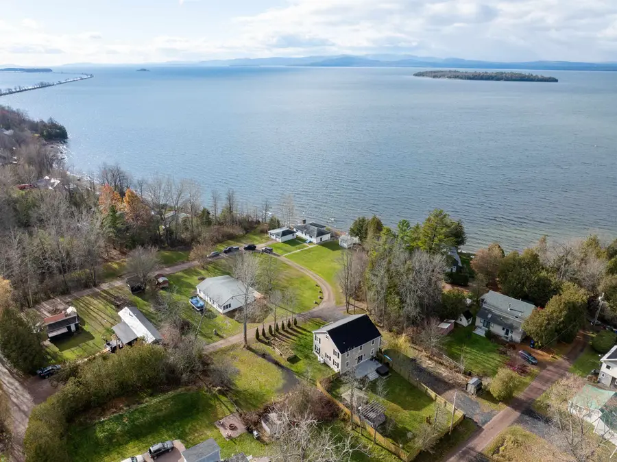 9 Cedar Street, South Hero, VT 05486 - Image #2