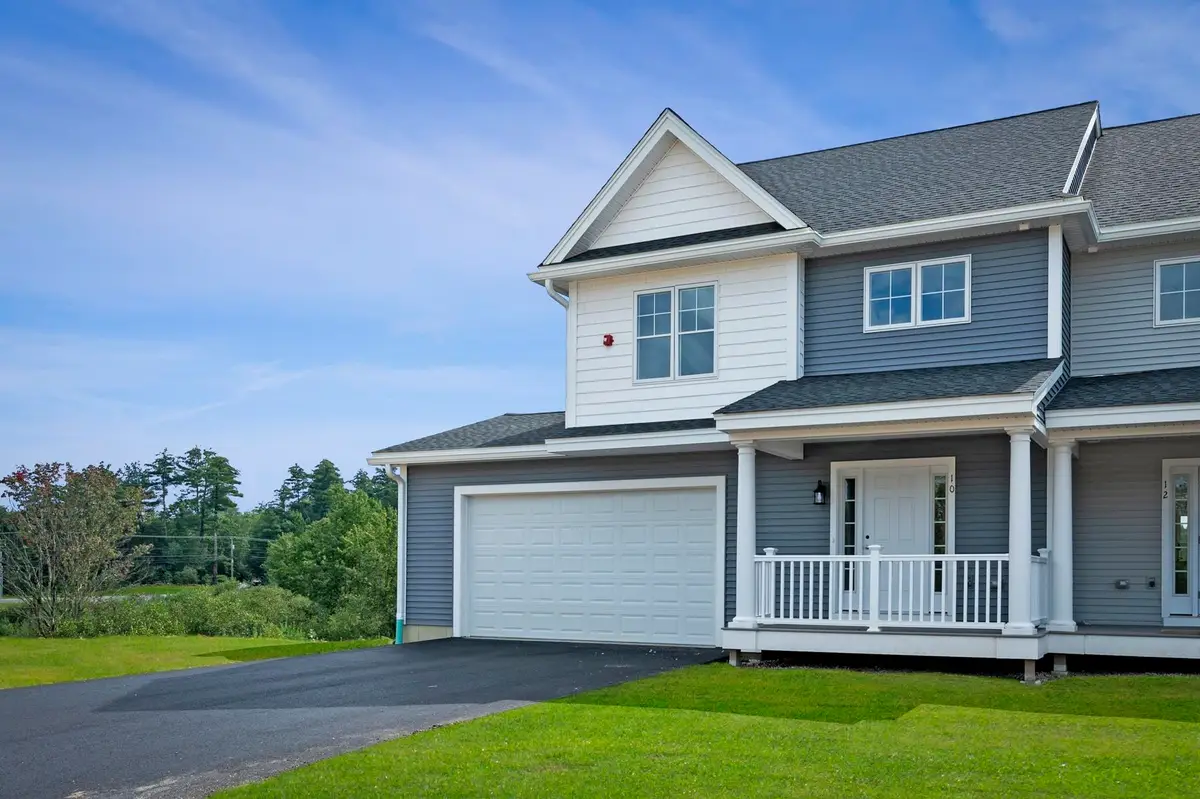 1 Autumn Lane, Raymond, NH 03077 - Image #1