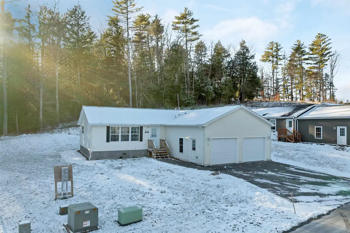 63 Mansfield Woods Way, New Hampton, NH 03256 - Image #1