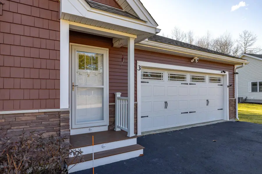 3 Wilson Way, Brentwood, NH 03833 - Image #2