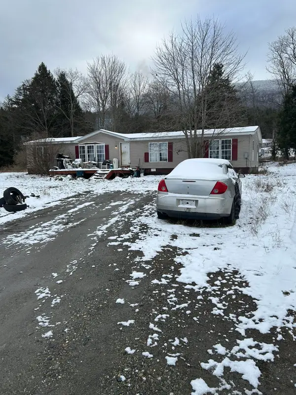 35 Almeron Drive, Morristown, VT 05661