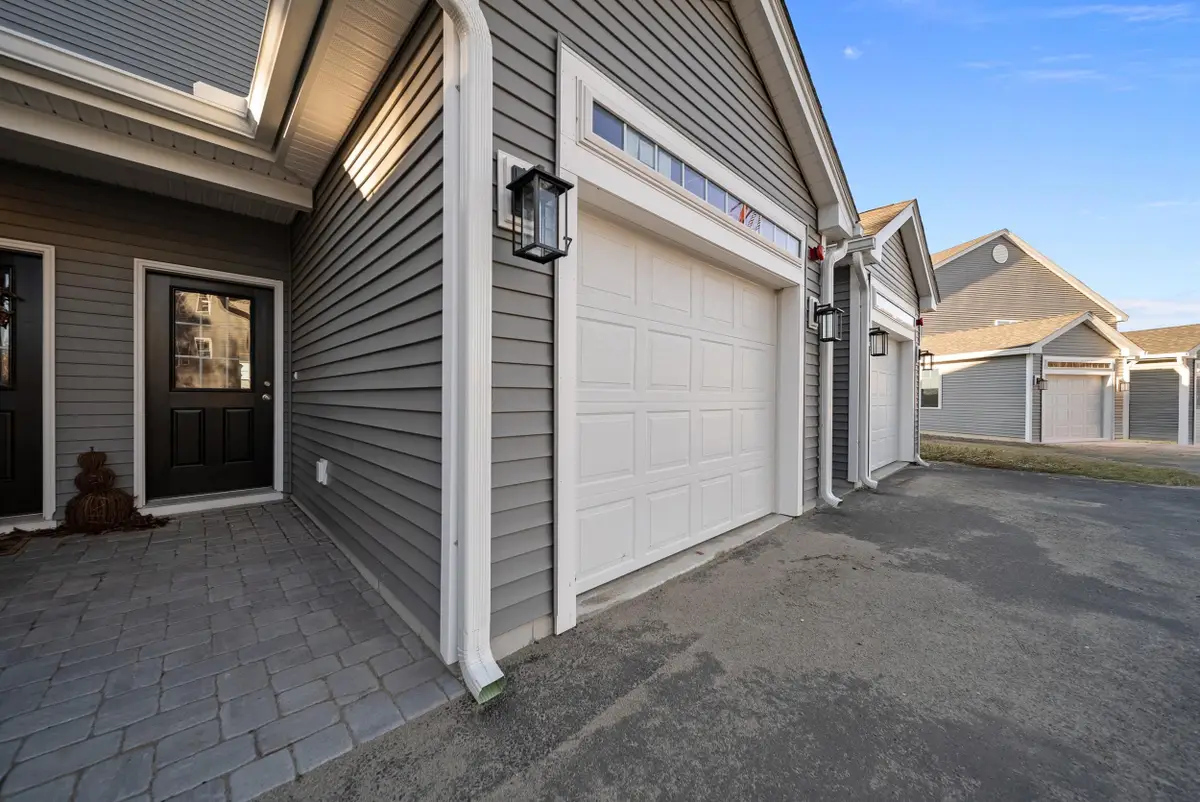 7 Cypress Lane #5, Windham, NH 03087 - Image #1