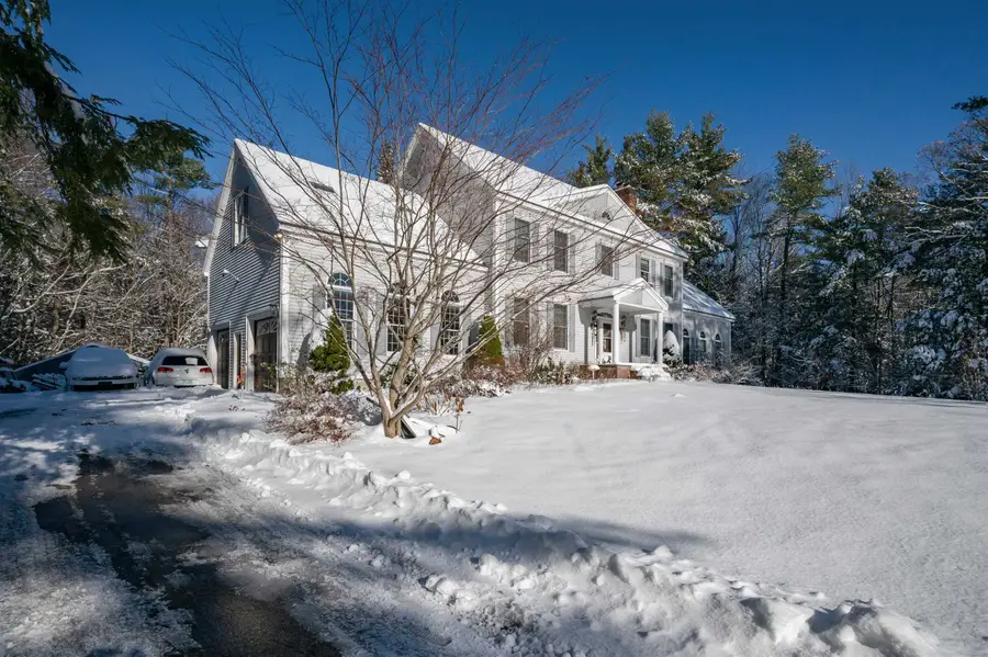 160 Jennifer Drive, Chester, NH 03036 - Image #2