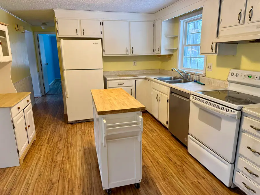 29 Quaker Lane, Barrington, NH 03825 - Image #3