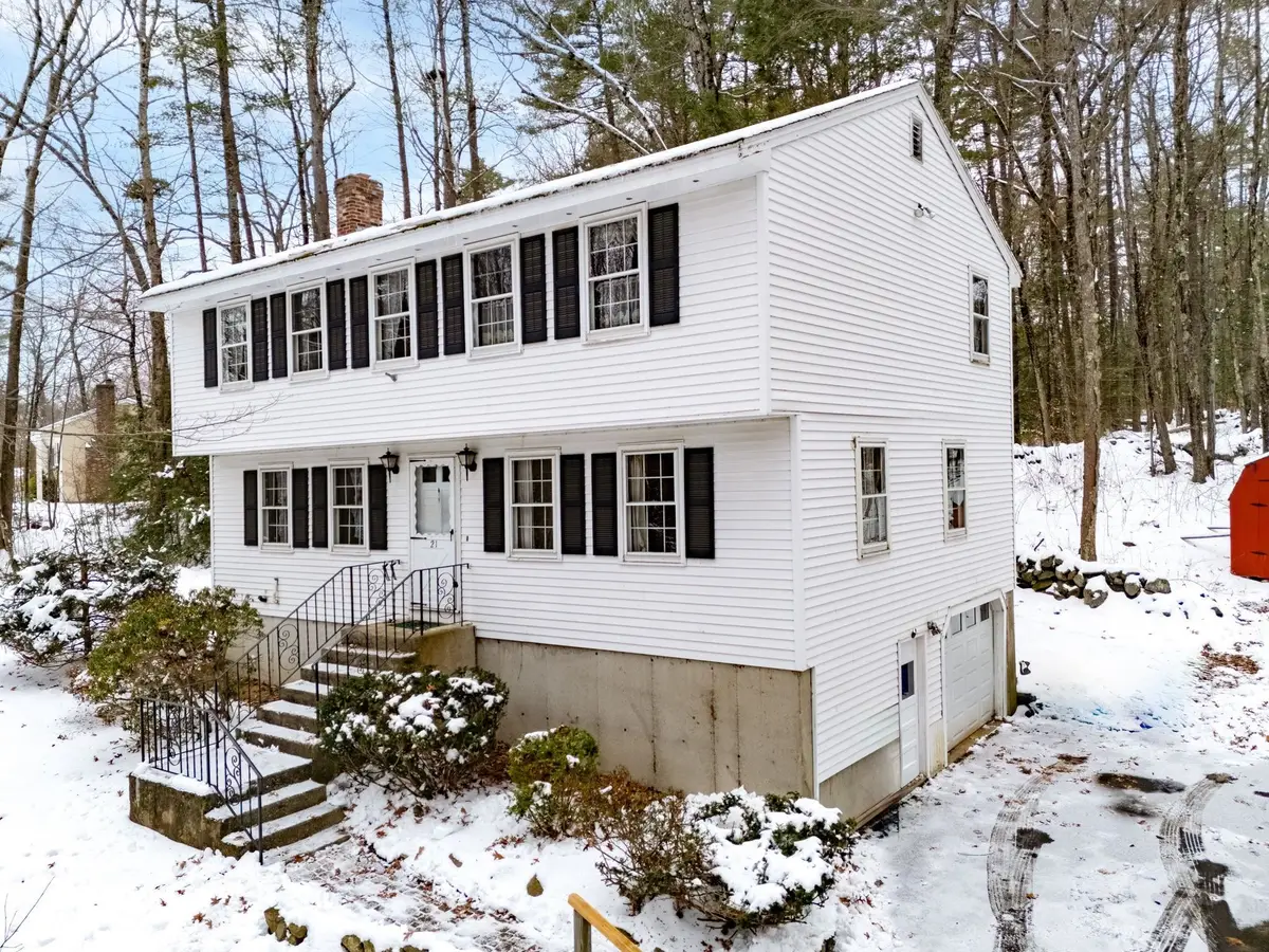21 Country Road, East Hampstead, NH 03826 - Image #1