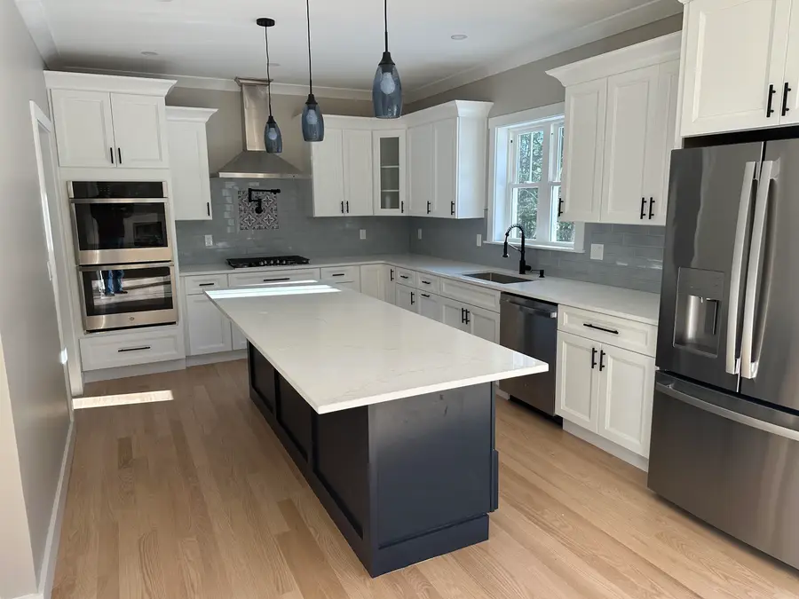 211 Hampstead Road, Derry, NH 03038 - Image #2