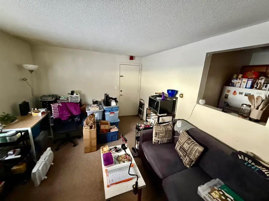 112 ENGLISH VILLAGE Road #104, Manchester, NH 03102 - Image #3