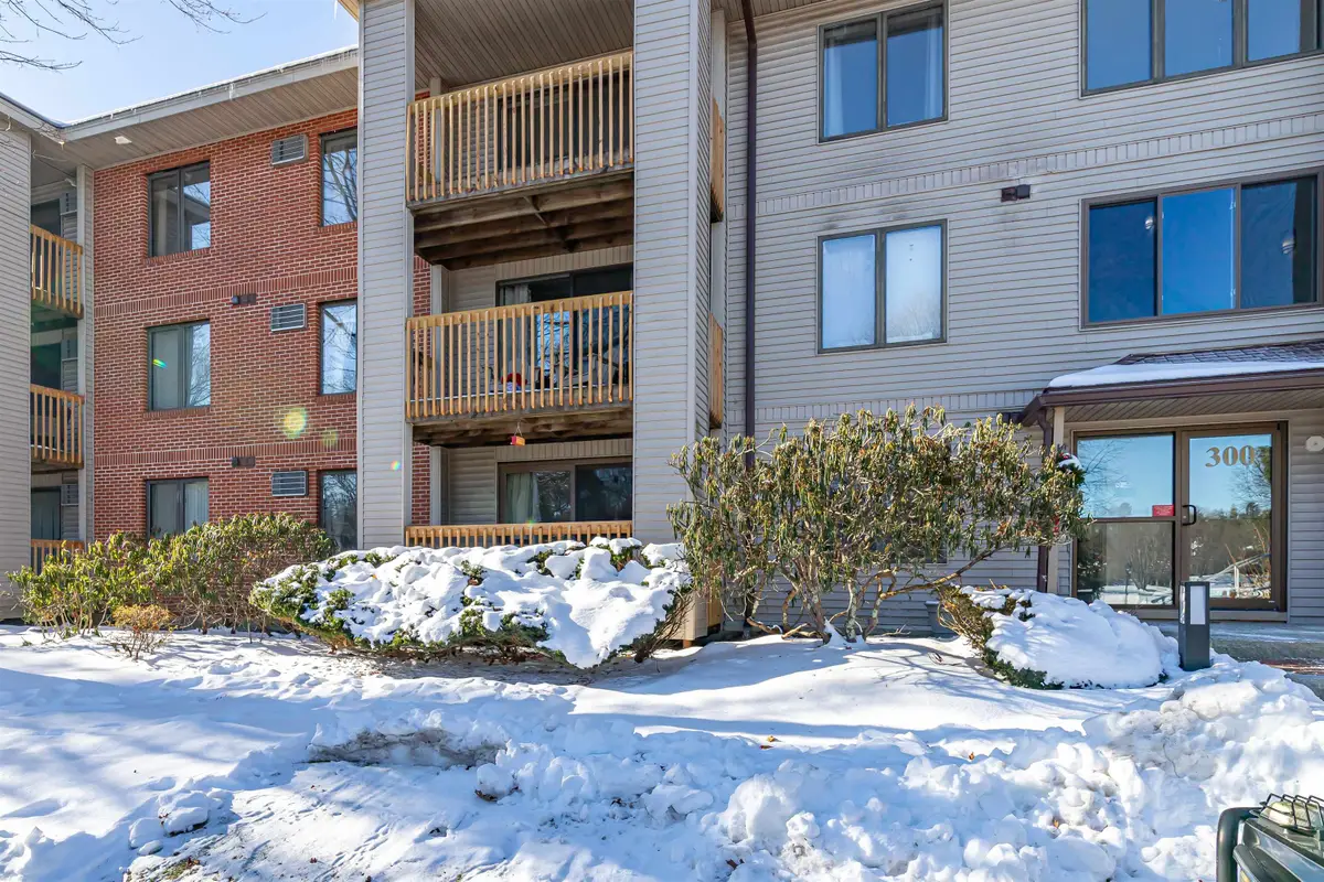 300 Candlewood Park #336, Nashua, NH 03062 - Image #1