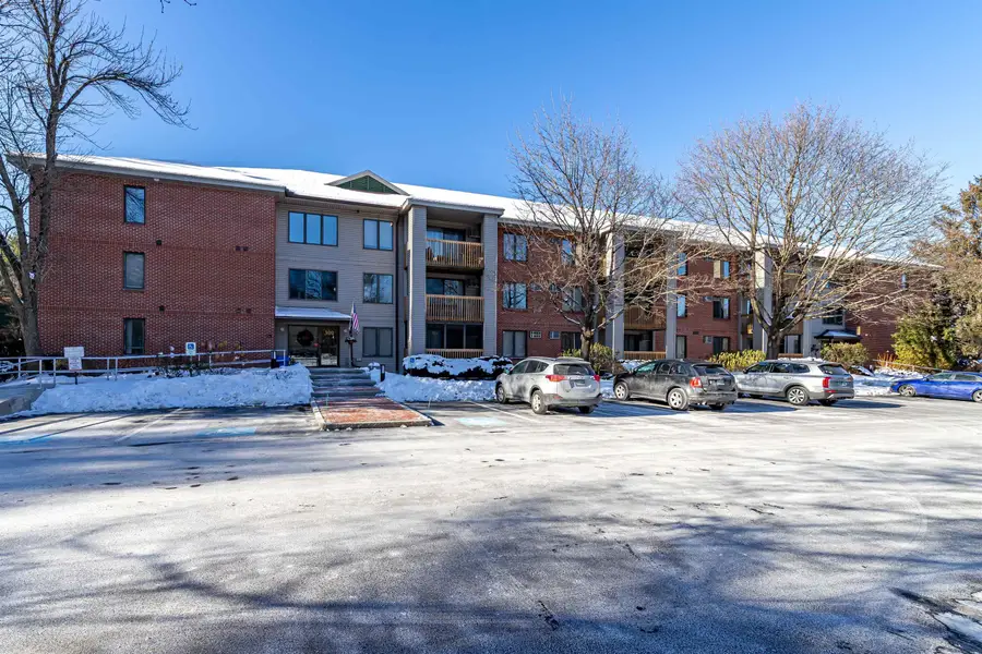 300 Candlewood Park #336, Nashua, NH 03062 - Image #3