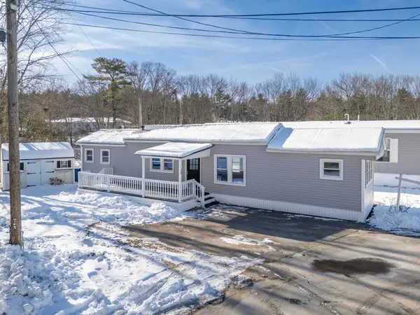 14 Stage Coach Circle, Londonderry, NH 03053