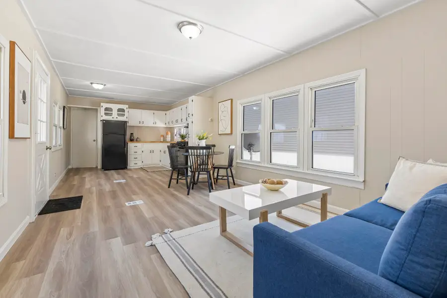 14 Stage Coach Circle, Londonderry, NH 03053 - #2