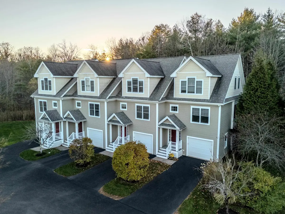 131 Court Street #10, Exeter, NH 03833 - Image #1