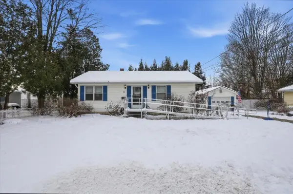 2 Seneca Avenue, Essex Junction, VT 05452