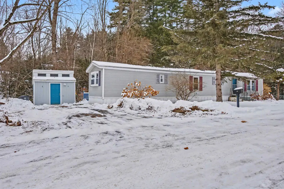 21 Vindale Road, Hooksett, NH 03106 - Image #1