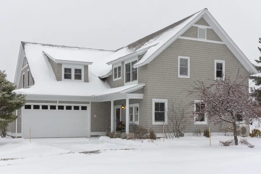 102 Fairway Drive, South Burlington, VT 05403 - Image #2