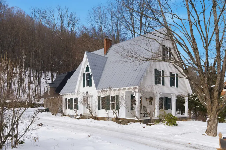 4946 South Road, South Woodstock, VT 05071 - Image #2