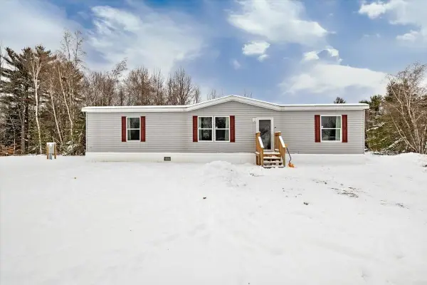 78 Lynn Lou Drive, Highgate, VT 05459