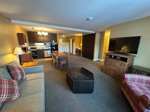 230, Qtr. 4 89 Grand Summit Way, Dover, VT 05356