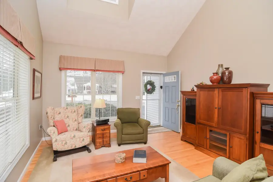 46 Hadleigh Road, Windham, NH 03087 - Image #2