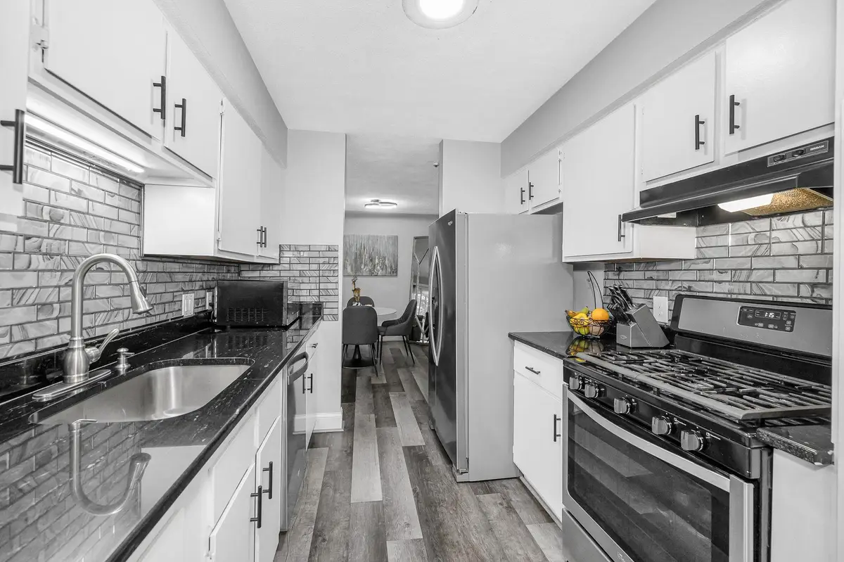 210 Brook Village Road #38, Nashua, NH 03062 - Image #1