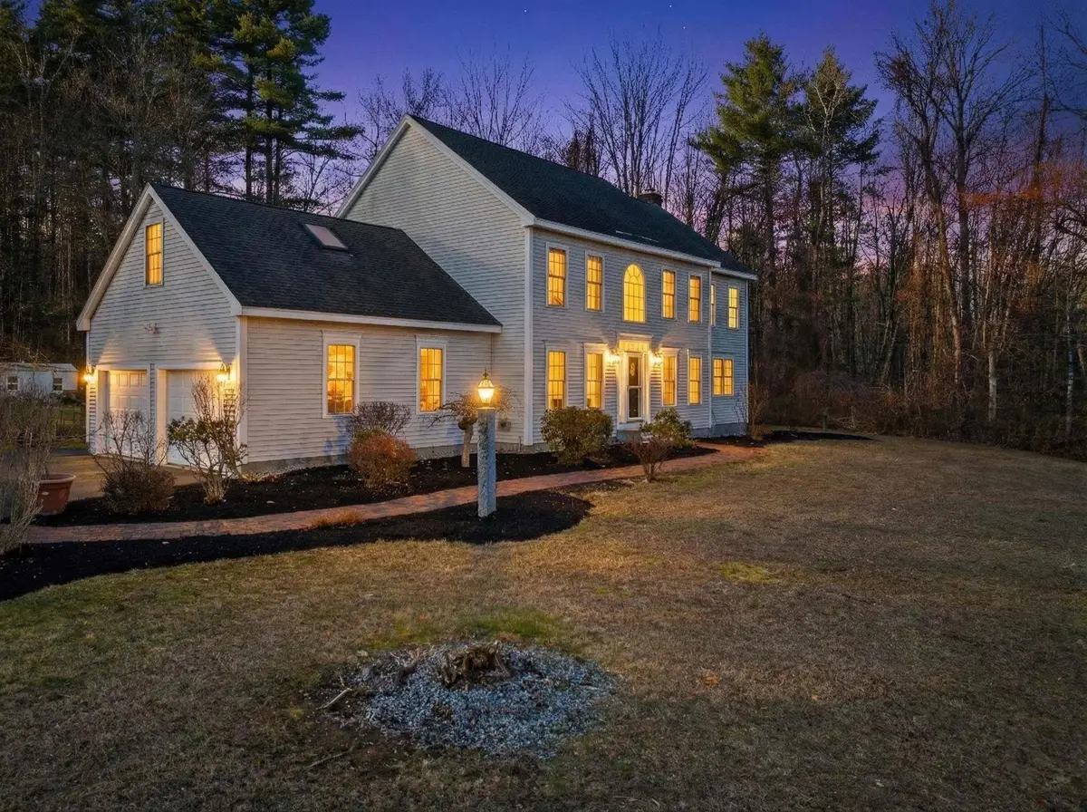 18 Holbrook Road, Bedford, NH 03110 - Image #1