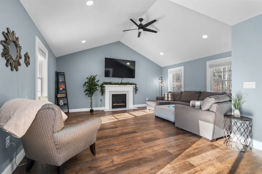 78 Back Road, Danville, NH 03819 - Image #3