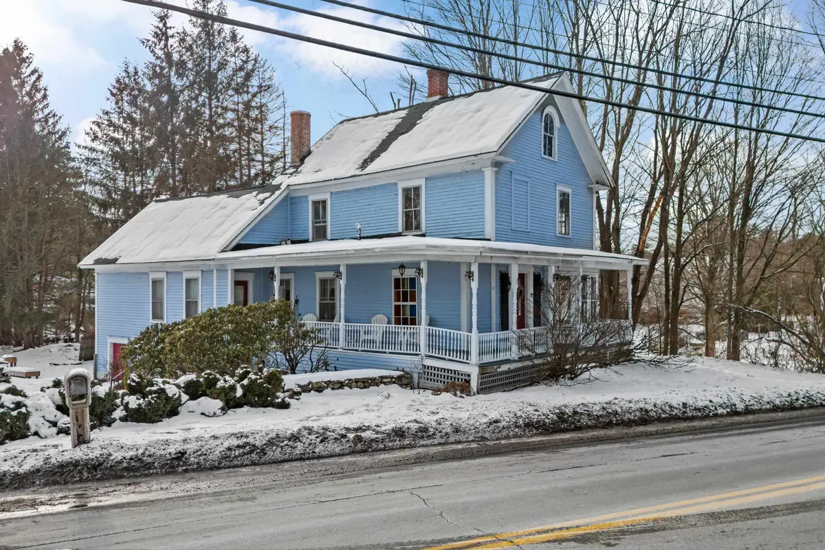 12 S Mast Street, Goffstown, NH 03045 - Image #1