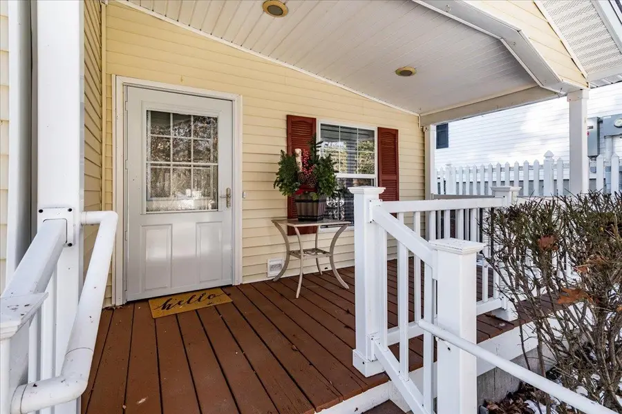 80 Ledgewood Way, Manchester, NH 03104 - Image #2