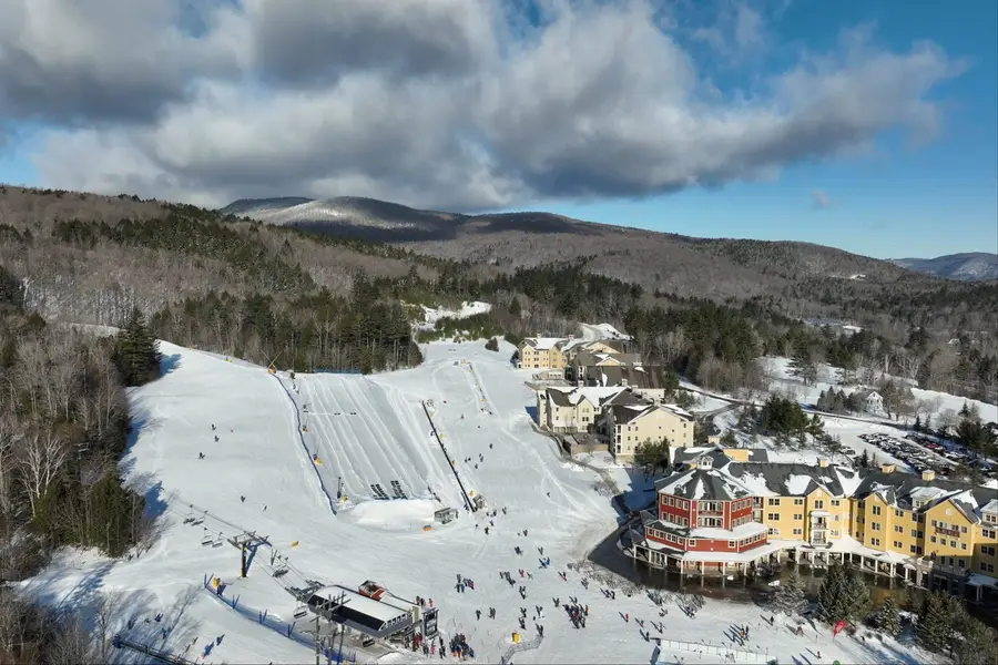 318/320 Qtr. I Jackson Gore Inn, Ludlow, VT 05149 - Image #2