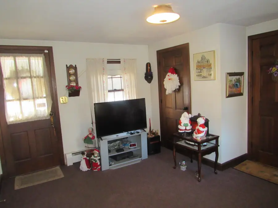 17 Garrison Road, Salem, NH 03079 - Image #2