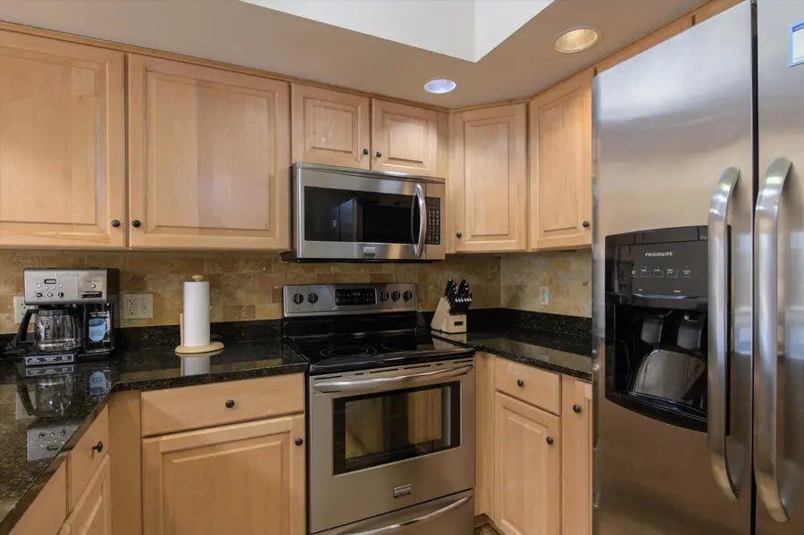 17 Daybreak Drive #F101, Ludlow, VT 05149 - Image #2